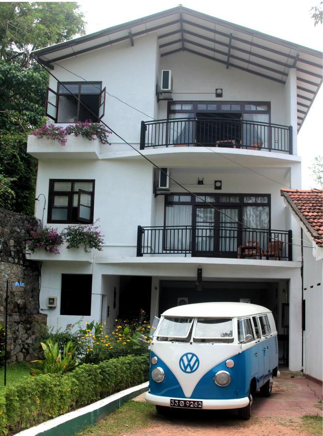 Edelweiss Residence Hikkaduwa Exterior photo